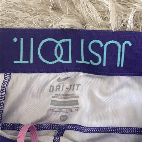 Nike dri fit leggings extra small - Picture 3 of 7